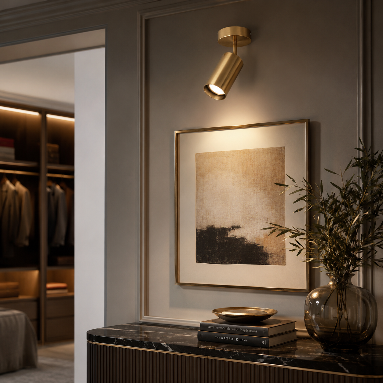 Teora Spotlight