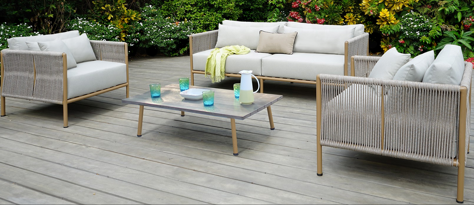 Cubo Outdoor Coffee Table