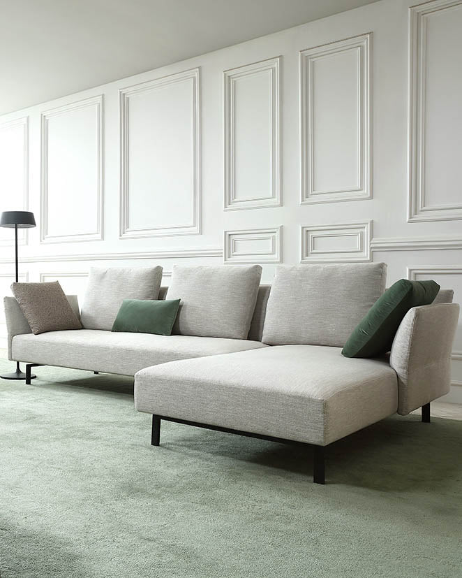 Klause Sectional Sofa